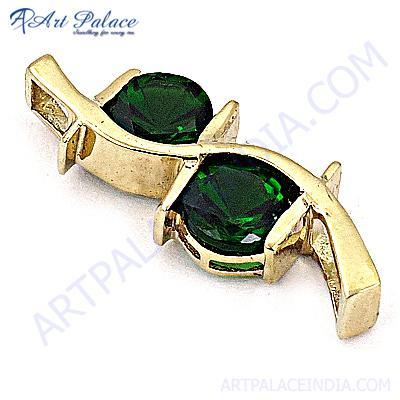 Fashionable Green Glass Gold Plated Silver Pendant