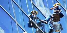 Building Glass Facade Cleaning