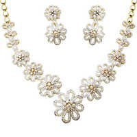 Indian Gold Necklace Set, Designer Gold Necklace Set, Newest Design Gold Necklace For Women Diamond Clarity: Fl