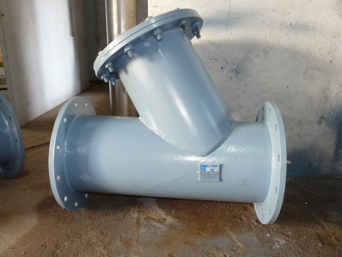 Liquid strainers