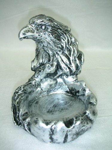 Ceramic Ash tray with statue
