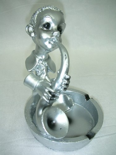 Ceramic Ash tray with statue