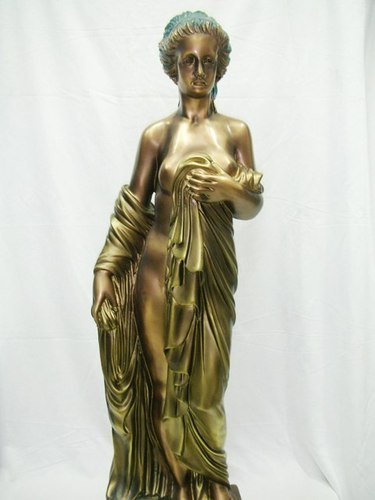 Ceramic Standing Lady Showpiece statue