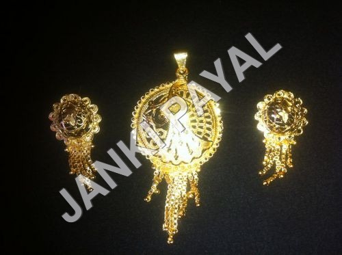 Manufacturer Of Pendant set