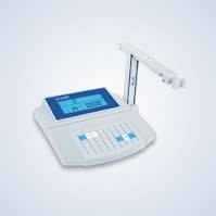 Benchtop Conductivity /Co Meter (Microprocessor)