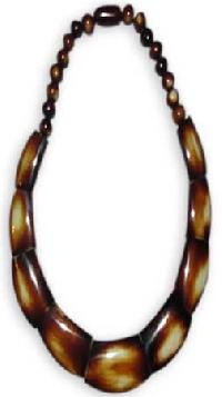 resin-necklace-crn-705-15390[1]