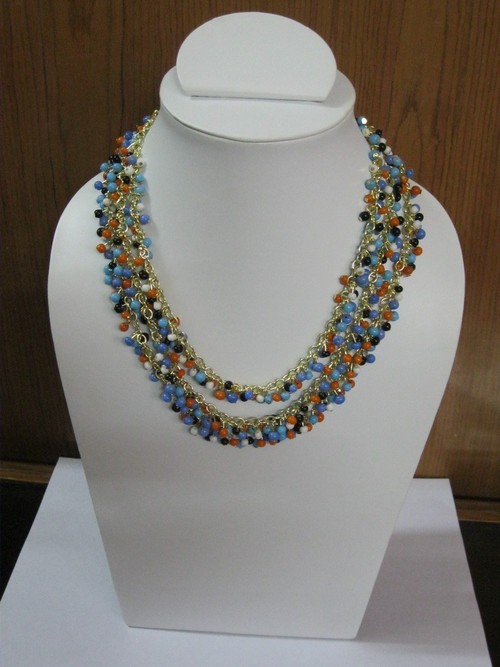Multi beads neck