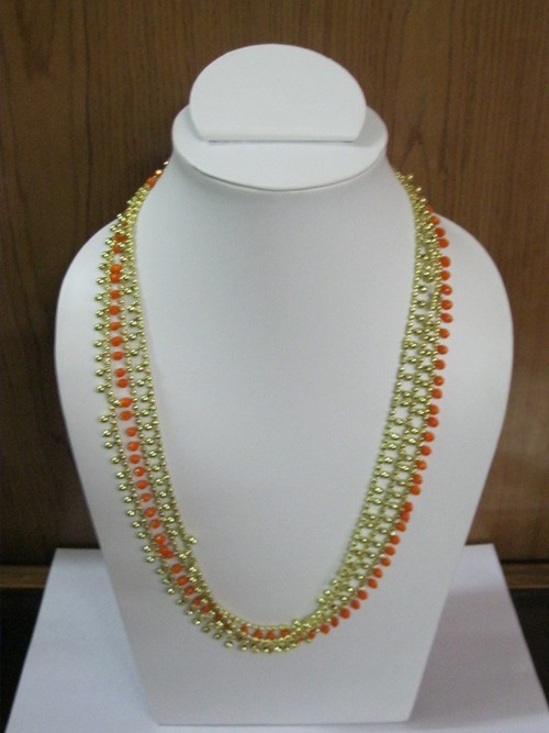 Multi beads neck