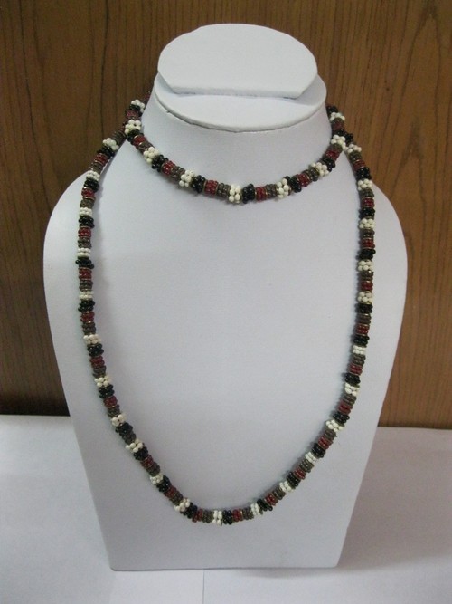 Multi beads neck
