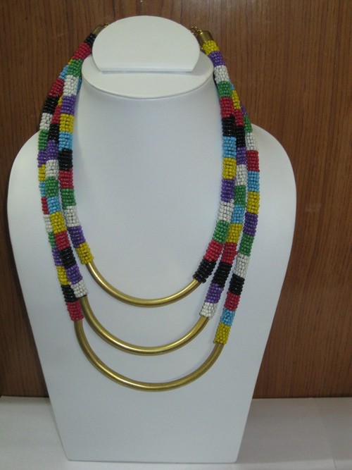 Multi beads neck