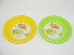 Plastic plate round