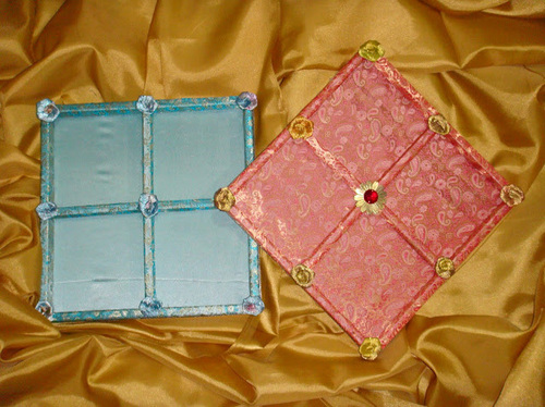Ghoogru tray