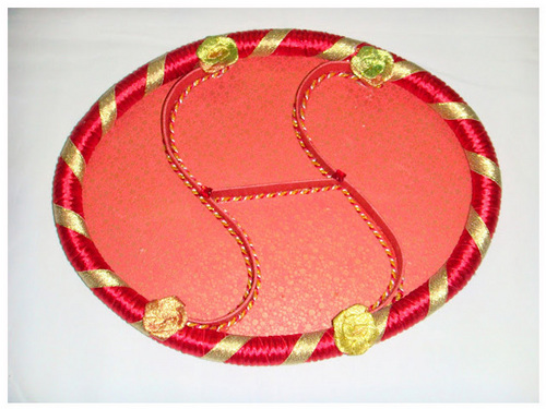 Oval H Tray