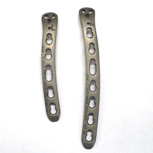 jkm-titanium-dorsolateral-distal-humerus -without-