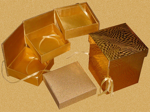 3 Fold Card Box