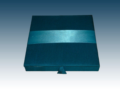 Silk Ribbon Card Box
