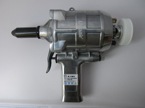 Oil Less Air Riveter