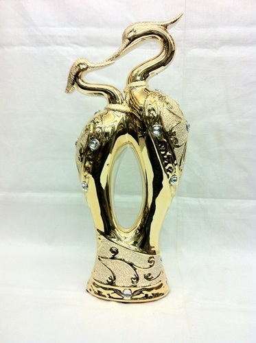 Gold Ceramic Bird Show Pieces statue