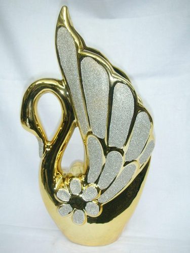 Gold Ceramic Peacock Show Pieces statue