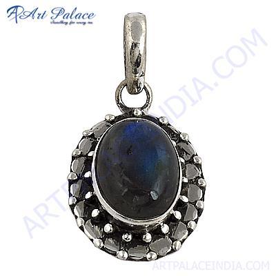 Vintage Designer Labradorite Gemstone Sterling Silver Pendant