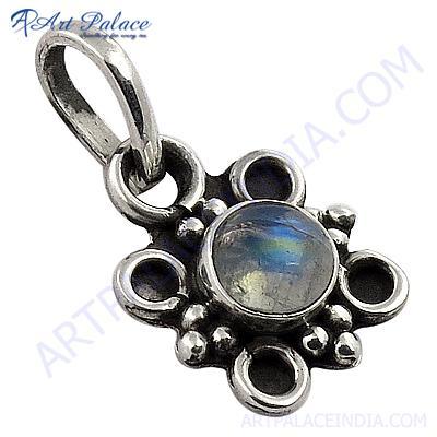 Ethnic Designer Labradorite Gemstone Silver Pendant