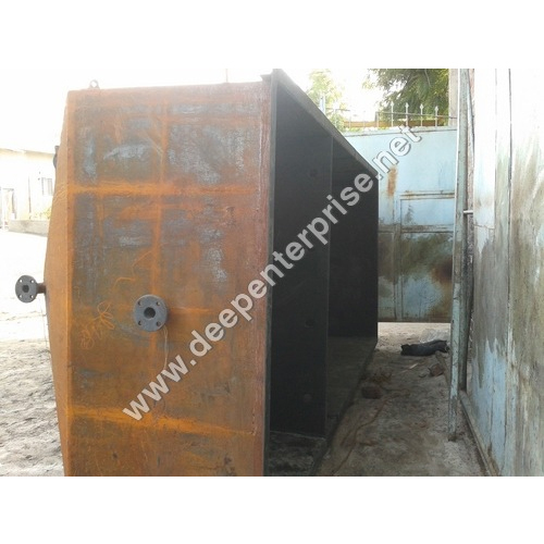 Frp Lining On Mild Steel Tank - Color: Silver