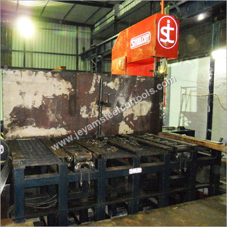 Vertical Bandsaw Machine