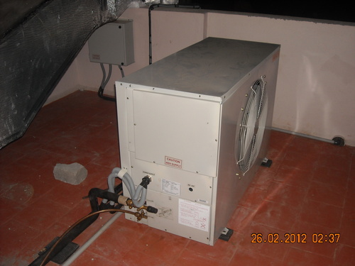 CONDENSING UNIT