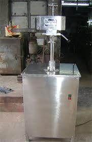 semi automatic sealing machine