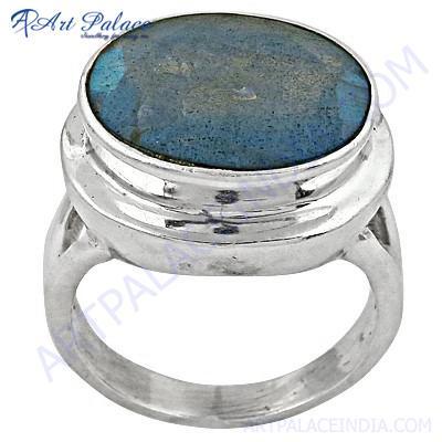 Delicate Labradorite Gemstone Sterling Silver Ring