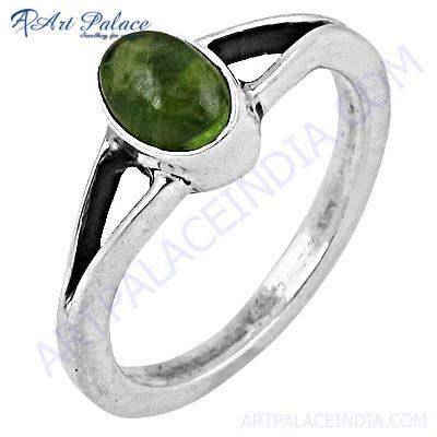 Delicate Peridot Gemstone 925 Sterling Silver Ring