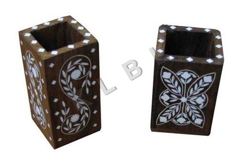 Wooden Pen Stand By KANHAYA LAL BRIJ LAL (HUF)
