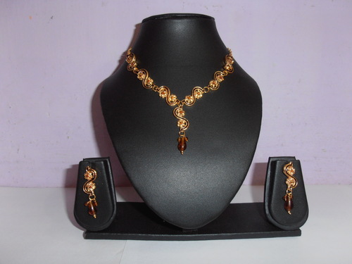 Fashion Necklace Set