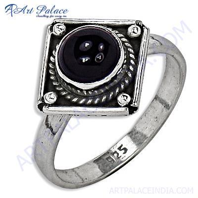 Traditional Designer Black Onyx Gemstone Silver Ring