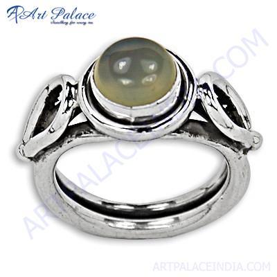 Valuable Moonstone Sterling Silver Ring