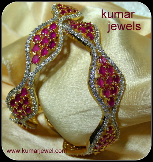 RUBY STONE BANGLES