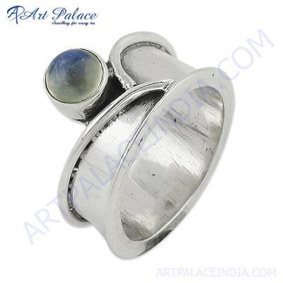 Trendy Rainbow Moonstone Silver Ring