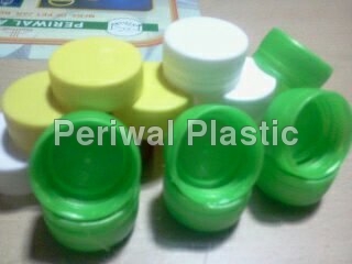 3 STAR CAP INJECTION MOULDING