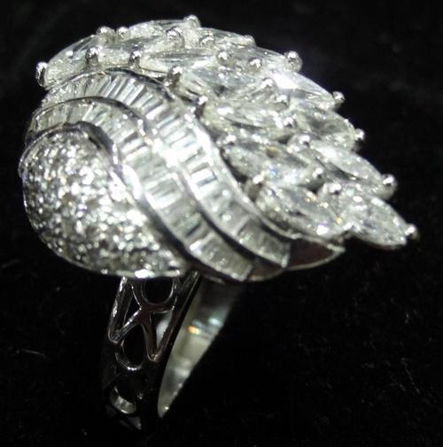 Diamond Ring - 14K Gold 8.88g, 3.26ct 14-Pc Diamonds, Elegant Luxury Design