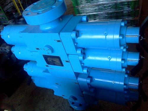 Triple BOP - Stainless Steel & Mild Steel | Automatic Attachment for Surface Casing String, Industrial Use