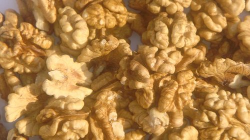 Walnut (Akhroot)