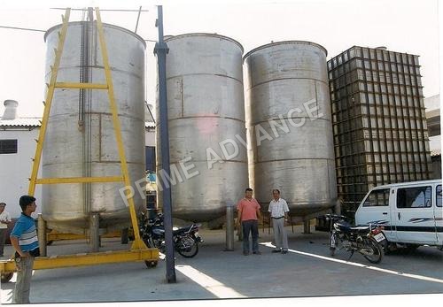 Ss Stainless Steel Tanks