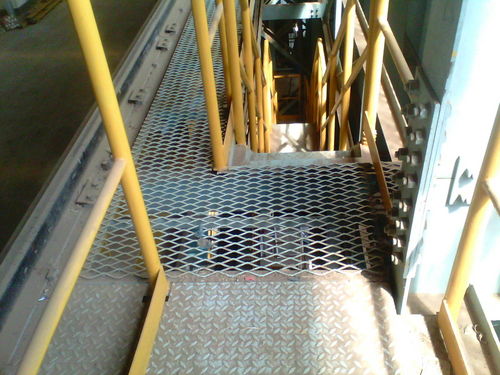 Expanded Gratings