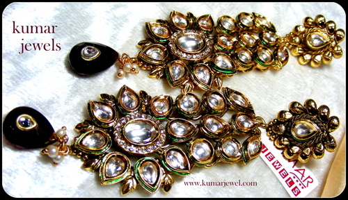 BRIDAL KUNDAN EARRINGS.