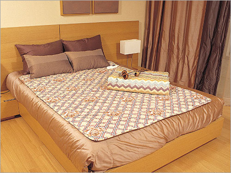 Double Bed Electric Blanket - Polyester, Double Bed Size | Digital Controller, Carbon Fiber Heating, Overheat Protection, Detachable Power Plugs, Flame Resistant, Easy Wash