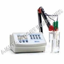 pH Benchtop Meters