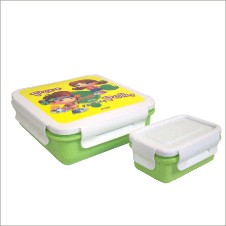 Lock & Fresh 201 Printed Lunch Pack - Plastic, 18x13x7 cm, Green | Leakproof, Portable, Durable, Stackable, Child-Safe