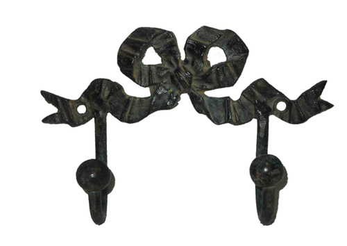 Bow Tie Hook