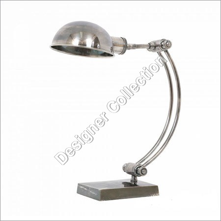 Movement Desk Lamp
