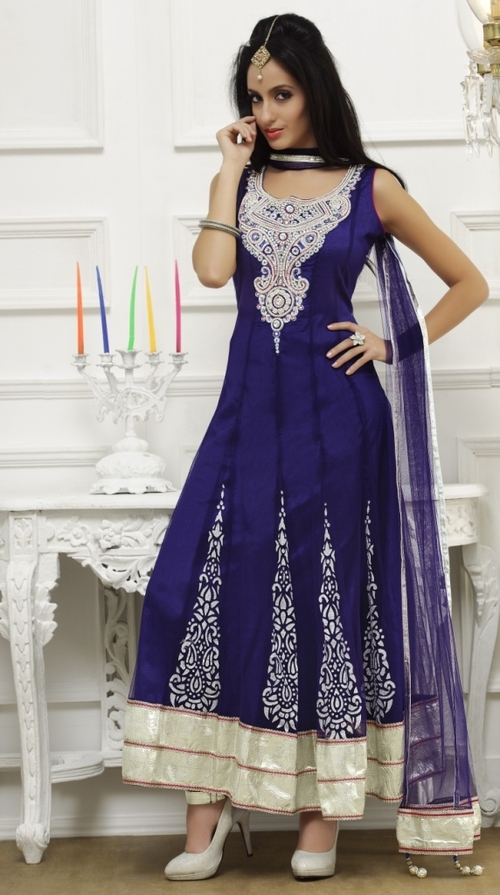Latest Design Salwar Kameez